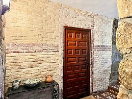 Rural Apartment With Direct Access to the Pool
