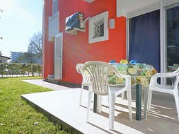 Pleasant Apartment With Garden