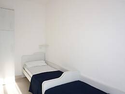 Pleasant Apartment With Garden