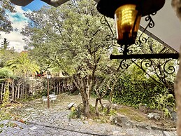 Rural Apartment With Private Garden