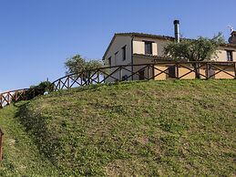 Farmhouse With Swimming Pool