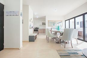 Family Homes with Pool and Playground