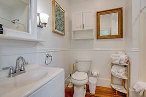 Banana's Foster Guesthouse