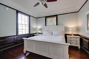 Banana's Foster Guesthouse