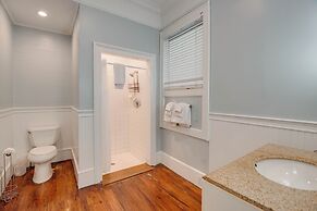 Banana's Foster Guesthouse