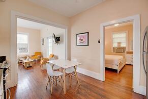 Banana's Foster Guesthouse