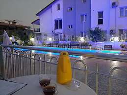 Begonvil Garden Apart