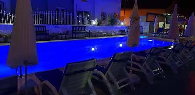 Begonvil Garden Apart