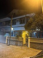 Begonvil Garden Apart