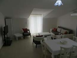 Begonvil Garden Apart