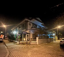 Begonvil Garden Apart