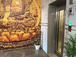 Hotel Ambience Plaza