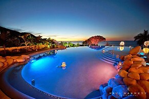 2BD Oceanview Suite Garza Blanca