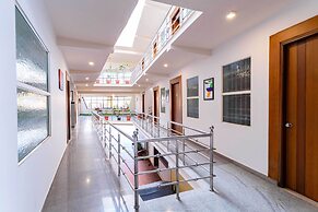 Treebo Regalia Comforts