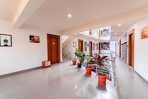 Treebo Regalia Comforts