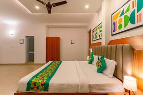 Treebo Regalia Comforts