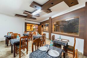 Treebo Regalia Comforts