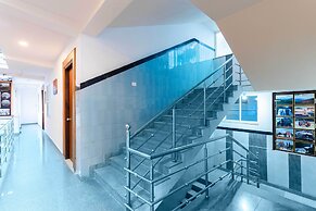 Treebo Regalia Comforts