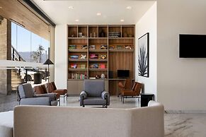 Tryp By Wyndham Ciudad Guzman Uttsa