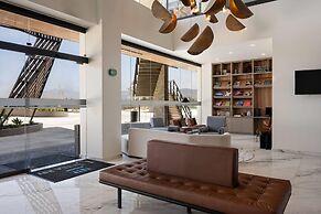 Tryp By Wyndham Ciudad Guzman Uttsa