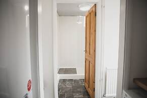 Room in Guest Room - Big Room in Leicester