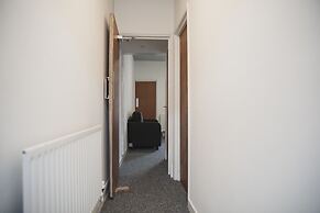 Room in Guest Room - Spacious Double Room in Leicester