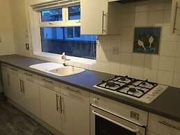 Room in Guest Room - Double Room in Leicester