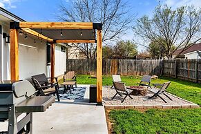 Solace in South Austin - Game Room