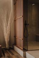 Tesoro Elegant escapes-suites