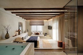 Tesoro Elegant escapes-suites