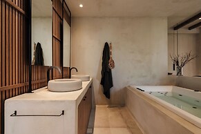 Tesoro Elegant escapes-suites