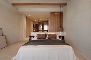 Tesoro Elegant escapes-suites