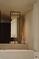 Tesoro Elegant escapes-suites