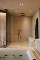 Tesoro Elegant escapes-suites