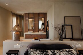 Tesoro Elegant escapes-suites