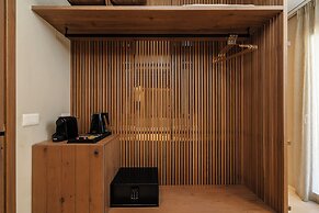 Tesoro Elegant escapes-suites