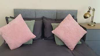 Room in Guest Room - Comfortable Room in Coventry