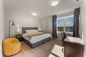 4211 Suites