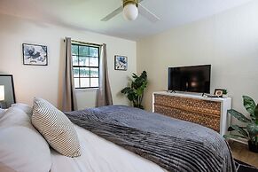 Hot Tub Retreat by Wine Country