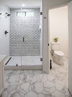 Hot Tub Retreat by Wine Country