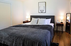 Hot Tub Retreat by Wine Country