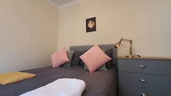 Room in Guest Room - Nice Comfortable Room in Coventry
