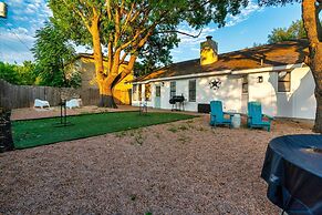 Charming & Bright W Lounging Pool