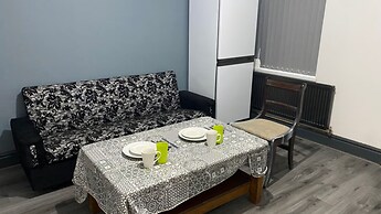 Room in Guest Room - Nice big Room in Coventry