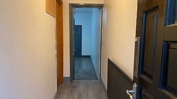 Room in Guest Room - Nice big Room in Coventry