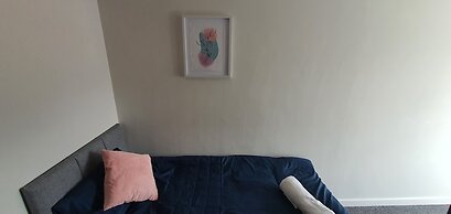 Room in Guest Room - Spacious Single Room in Stoke