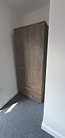Room in Guest Room - Bright Single Room in Stoke