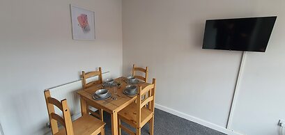 Room in Guest Room - Bright Single Room in Stoke