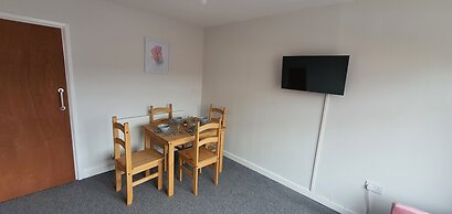 Room in Guest Room - Bright Single Room in Stoke