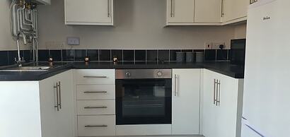 Room in Guest Room - Big Double Room in Stoke City